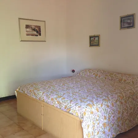 Casa Vacanze Le Palme Apartment *