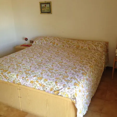 Casa Vacanze Le Palme Apartment *